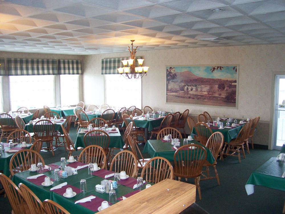 The Village Inn Harrisonburg Exterior foto